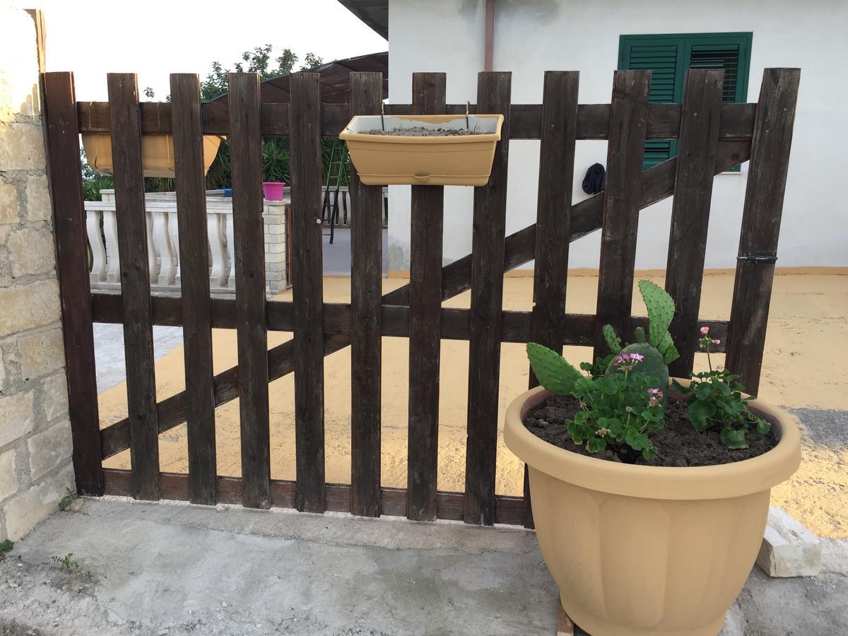 Agriturismoeloropizzuta Lido di Noto Exterior foto
